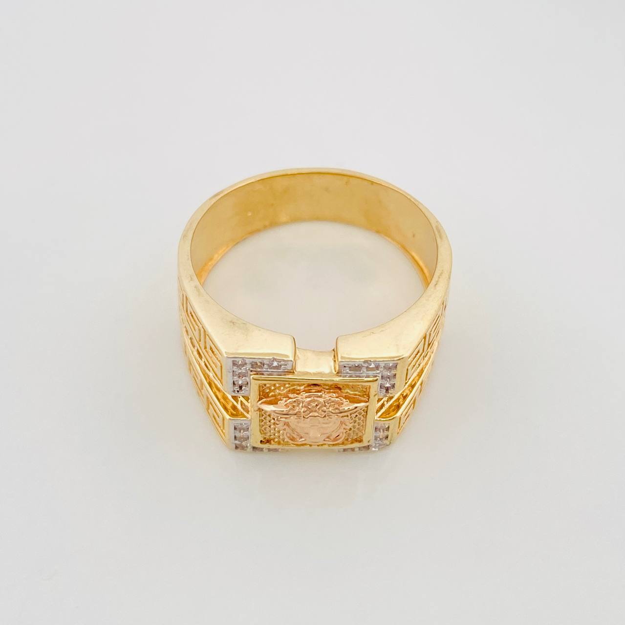 Anillo Medusa 8.05g / T9 Oro Amarillo 18K