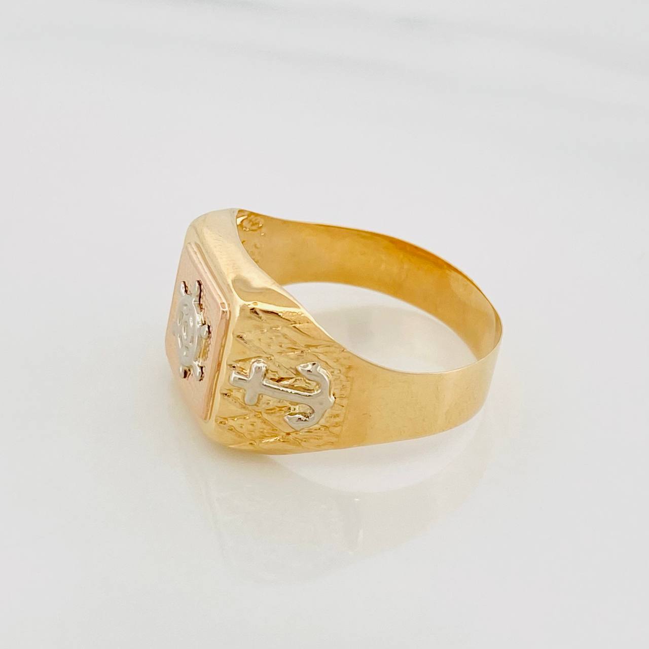 Anillo Ancla 3.55g / T11 1/2 Tres Oros 18K