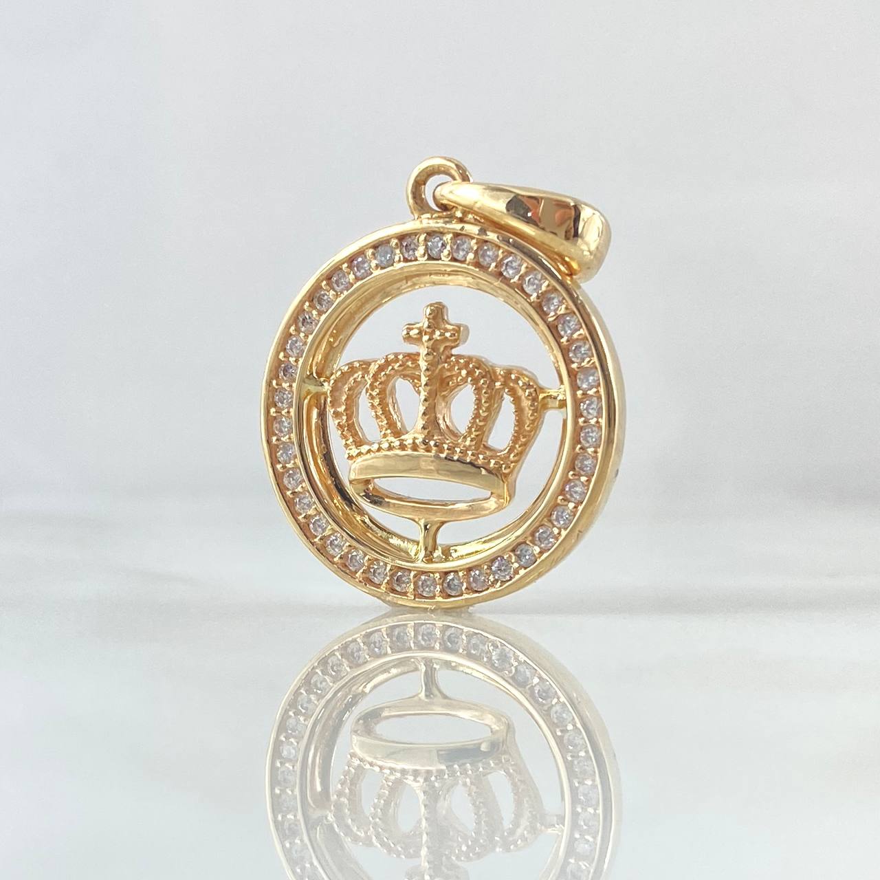 Dije Medalla Corona Real 5.9gr / 3cm / Circones Blancos Oro Amarillo 18K