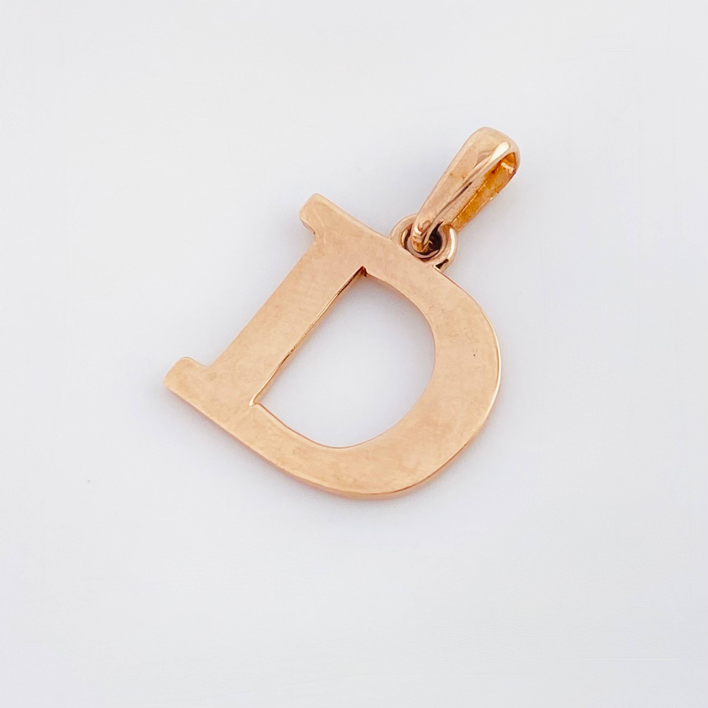 Dije Letra D 2.2gr / 2.05cm / Oro Rosa Nac.Esp. 18K