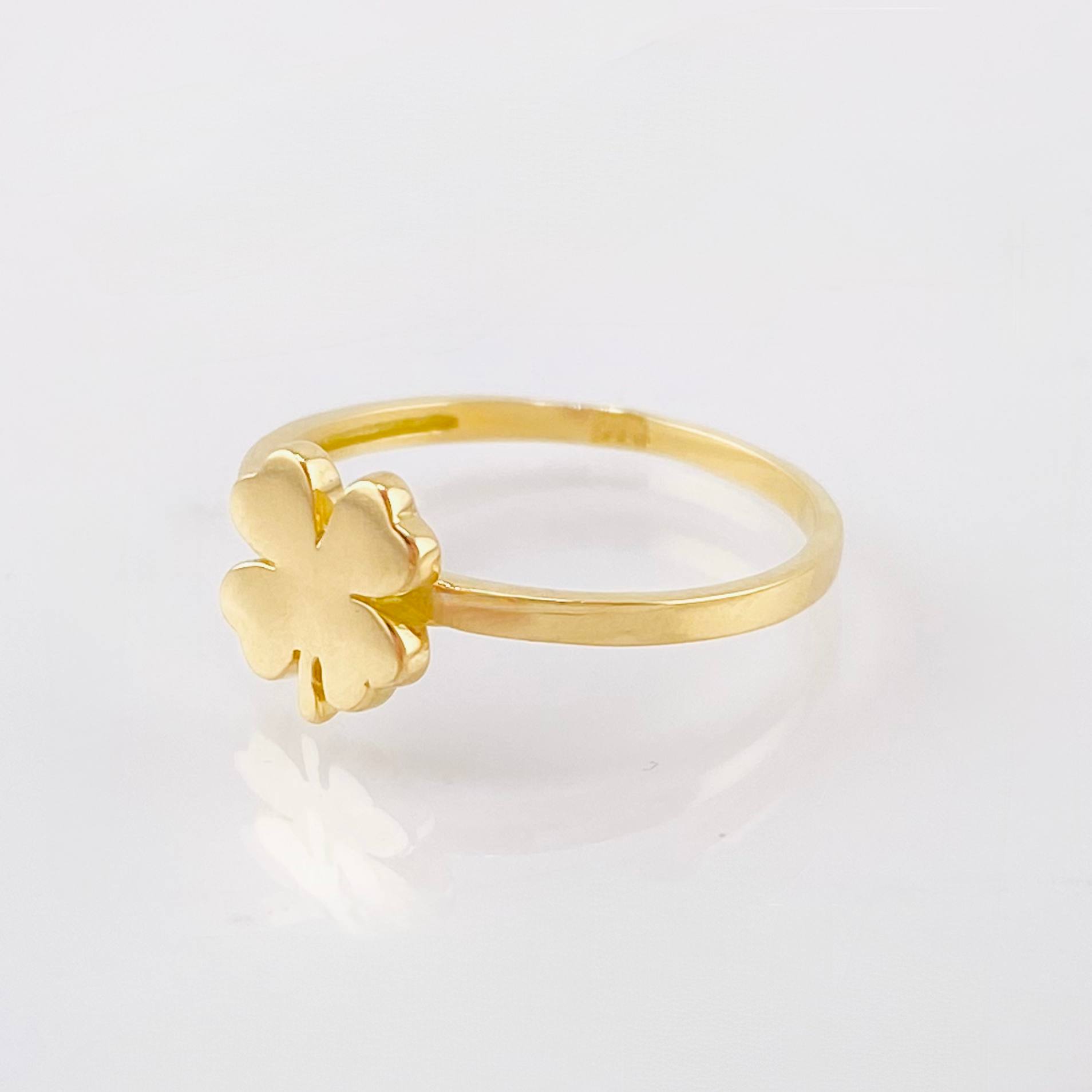 Anillo Hoja Trebol 1.65gr / T6 3/4 / Oro Amarillo 18K
