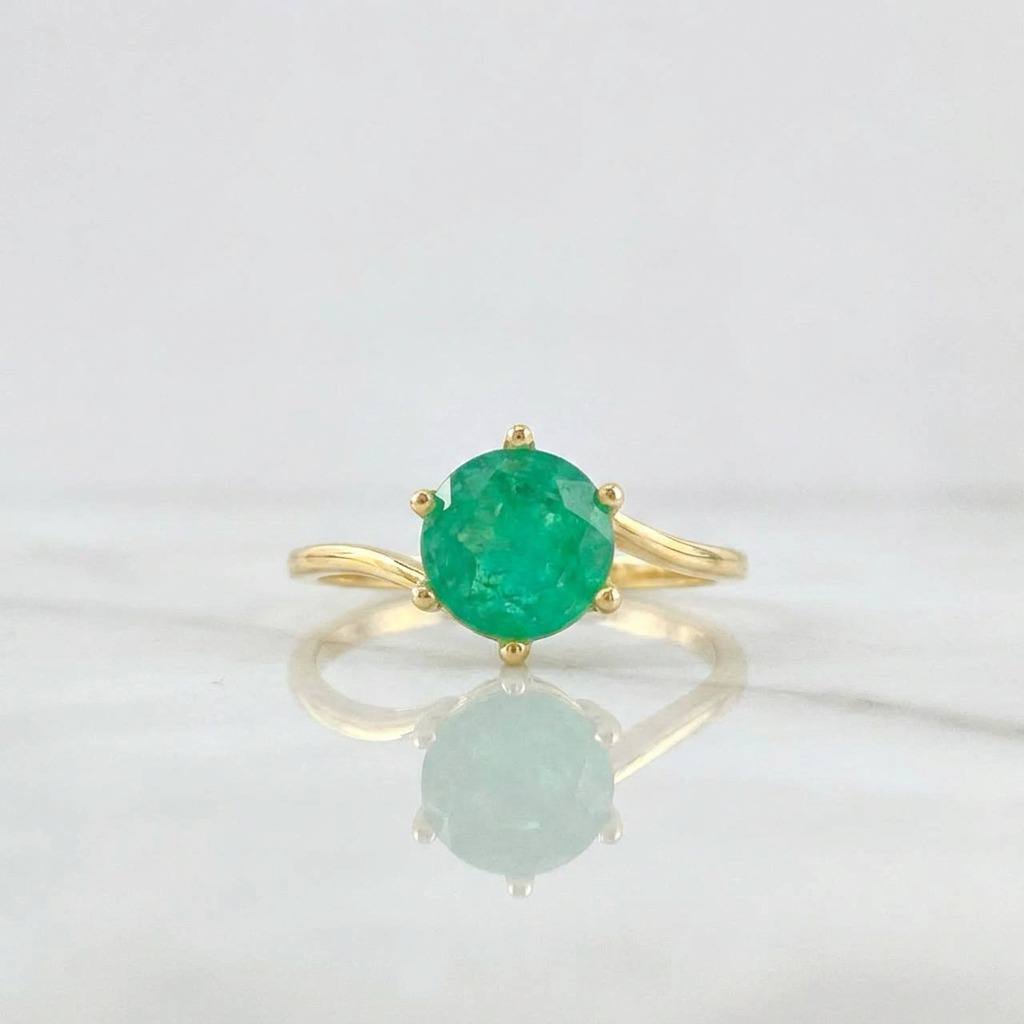 Anillo Solitario Lineas Invertidas Esmeraldas 1.27qts 2.15g / T7 1/2 Oro Amarillo 18K