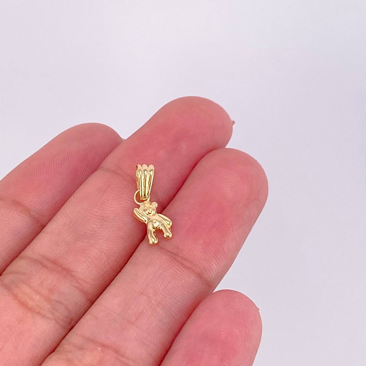 Dije Oso Manito Arriba 0.3g / 1.5cm Oro Amarillo 18K