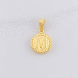 Dije Circulo Letra M 0.6g / 1.7cm Oro Amarillo 18K