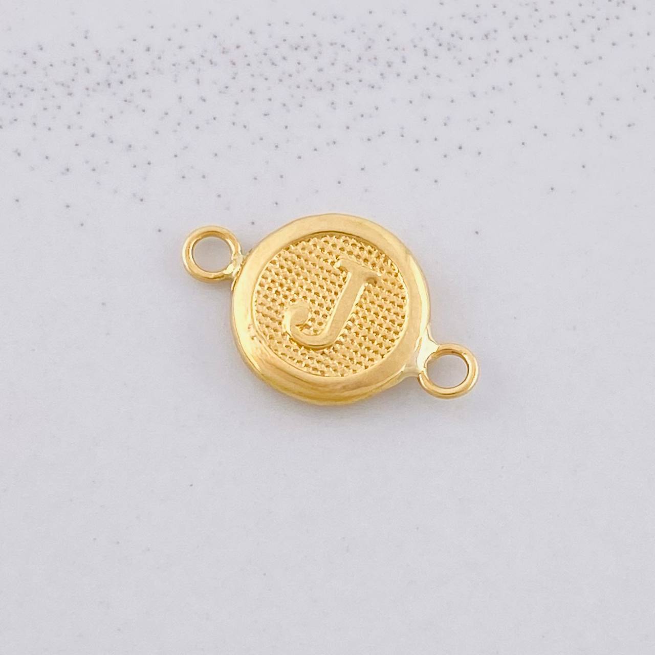 Herraje Circulo Letra J 0.35g / 1.5cm Oro Amarillo 18K