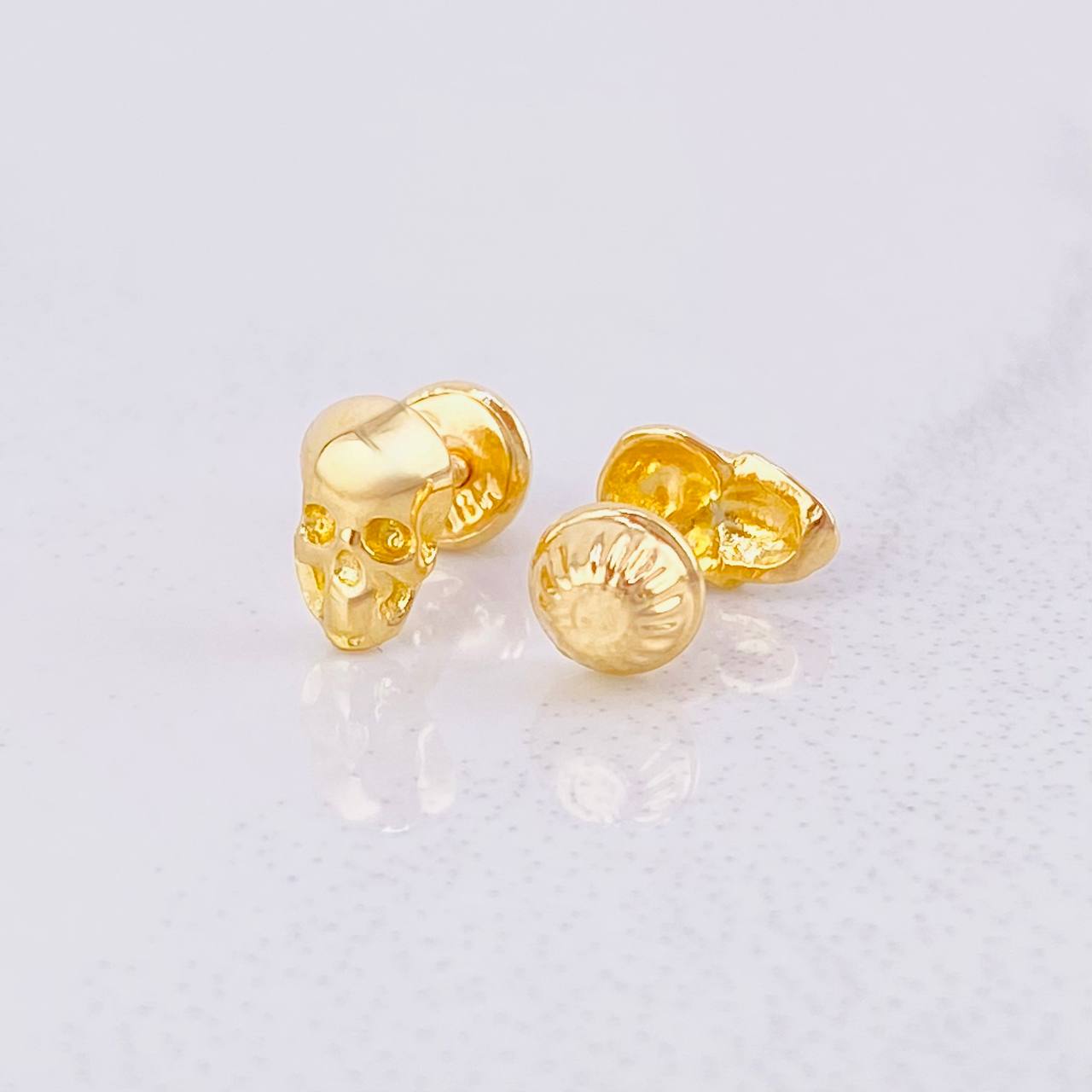 Topos Calavera 1.2g / 7.7mm Oro Amarillo 18K