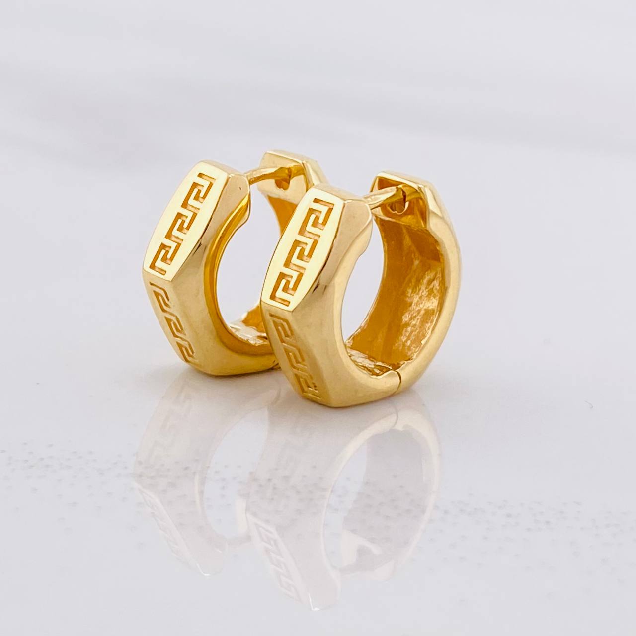 Candongas Tribal 3.85g / 1.1cm Oro Amarillo 18K