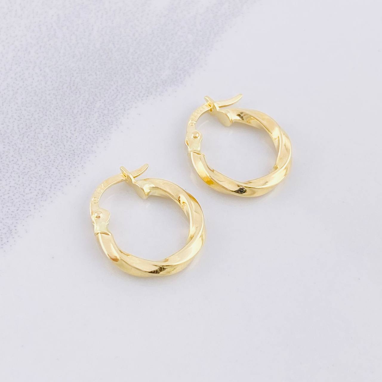 Candongas Kari 1.1g / 1.5cm Oro Amarillo 18K