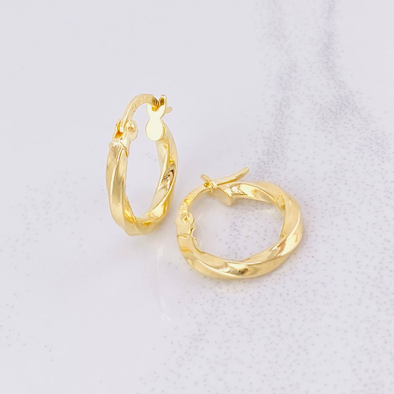 Candongas Kari 1.15g / 1.6cm Oro Amarillo 18K