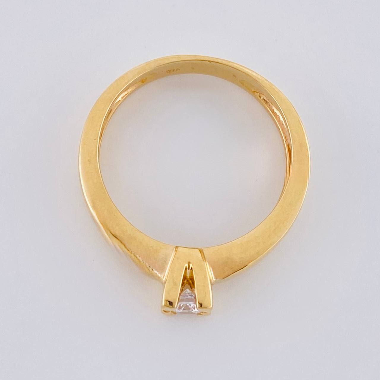 Anillo Solitario Liso Grueso 4 g / T6 Oro Amarillo 18K