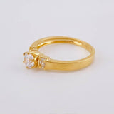 Anillo Solitario Bicuadratico 2.55 g / T6 Oro Amarillo 18K