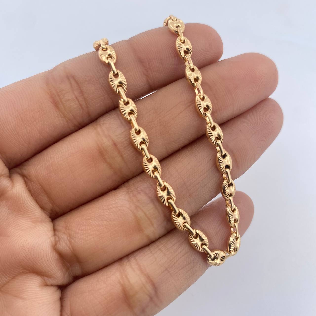 Pulso GC 4.55gr / 21.8cm / 4mm Diamantado Oro Amarillo 18K &