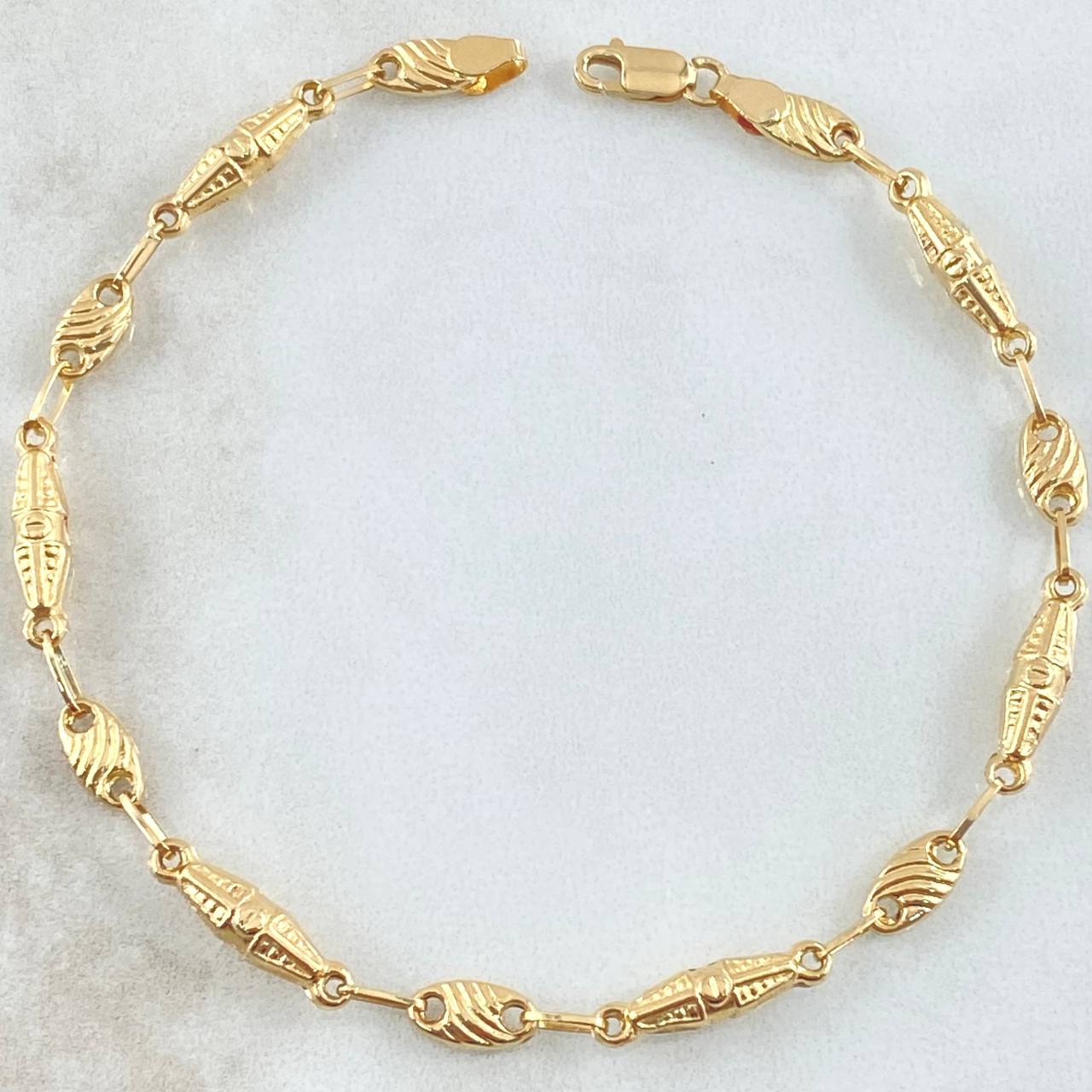 Pulso Rustica Dubai Rayado 3.15gr / 19cm / Oro 18K