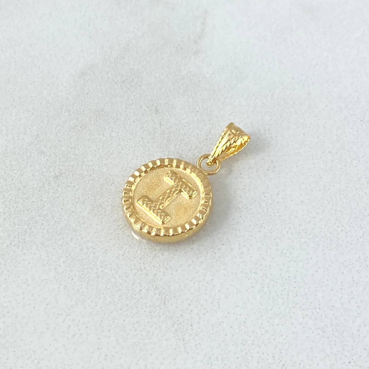 Dije Letra I Mate 0.55 g / 1.5 cm Oro Amarillo 18K
