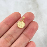 Dije Letra W Mate 0.55gr / 1.5cm / Circulo Cargador Bordeado Oro Amarillo 18K