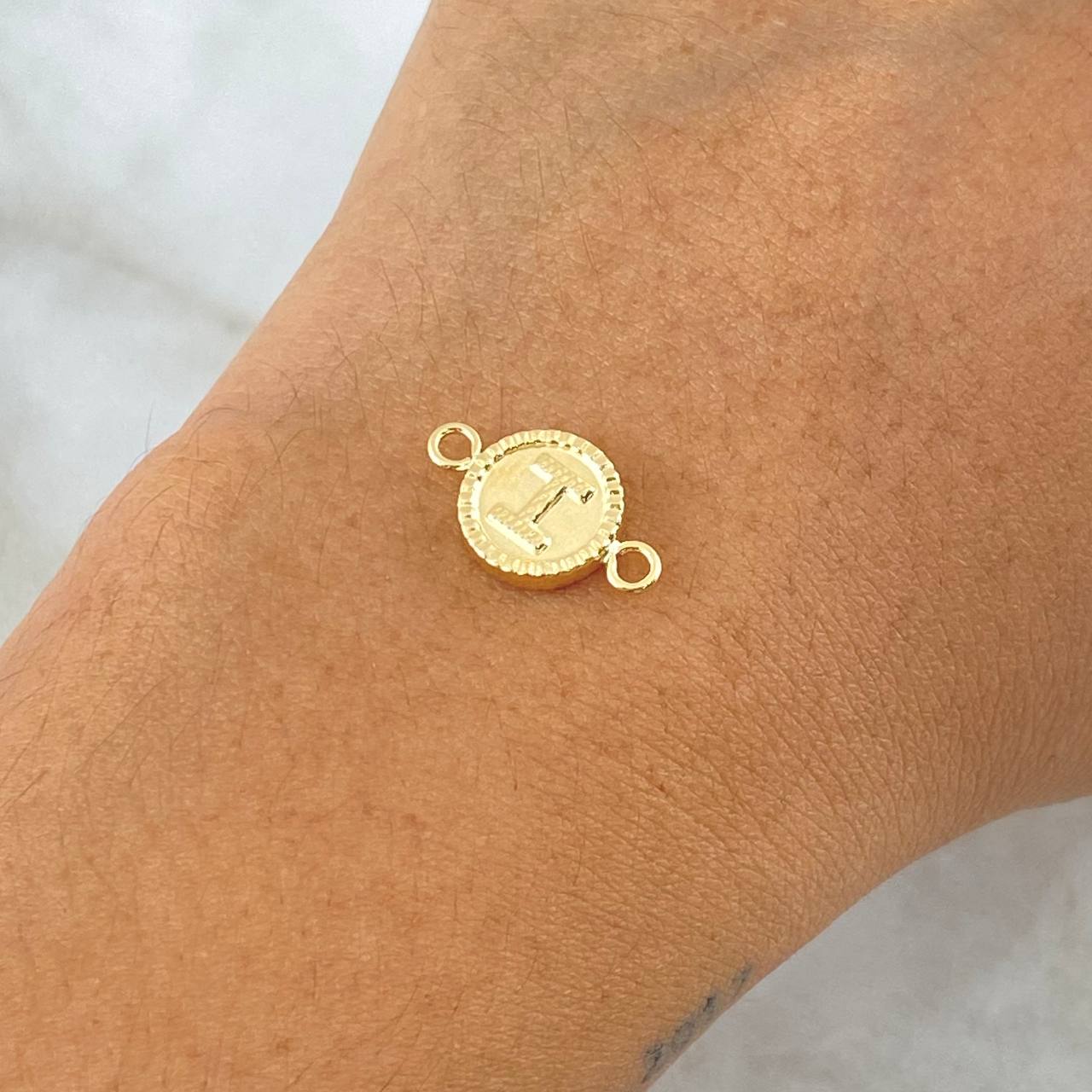 Herraje Letra I Mate 0.6gr / 1.6cm-Circular Bordeado  Oro Amarillo 18K *