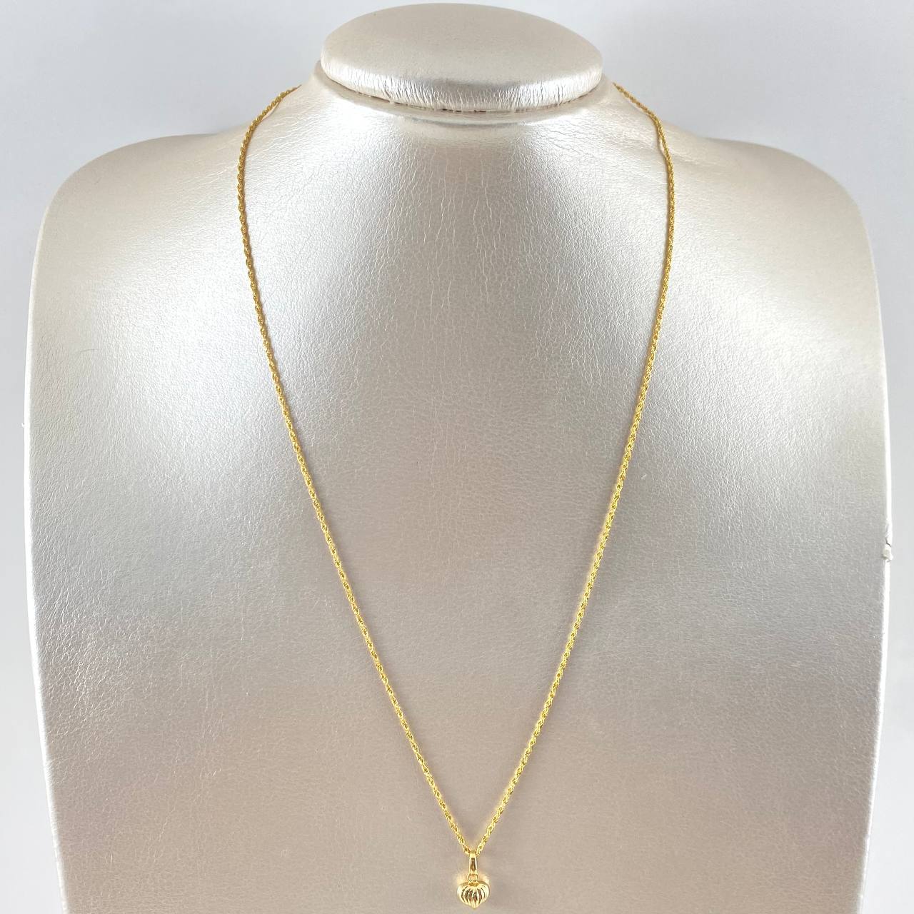 Cadena Lazo 1gr / 50cm / 1.2mm + Dije Corazón De Calabaza 0.4gr / 1.3cm Oro Amarillo 18K (Oferta)