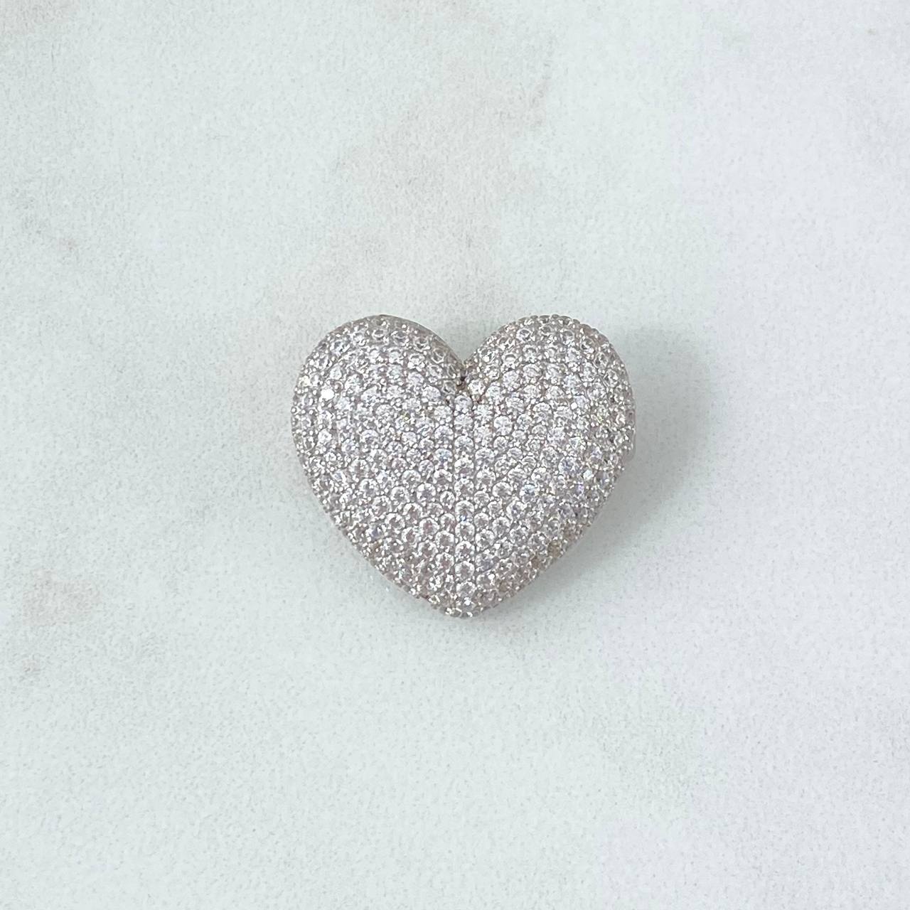 Dije Corazón Tupido Doble Argolla 6.65gr / 2.1cm / Circones Blancos Oro Amarillo 18K *