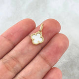 Dije Trébol VCyA 1.3gr / 1.7cm / Nacar Blanco Puteado Oro Amarillo Nac.Esp. 18K *