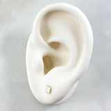 Topos Trebol 0.5gr / 4mm Borde Punteado Resina Blanca Oro Amarillo 18K