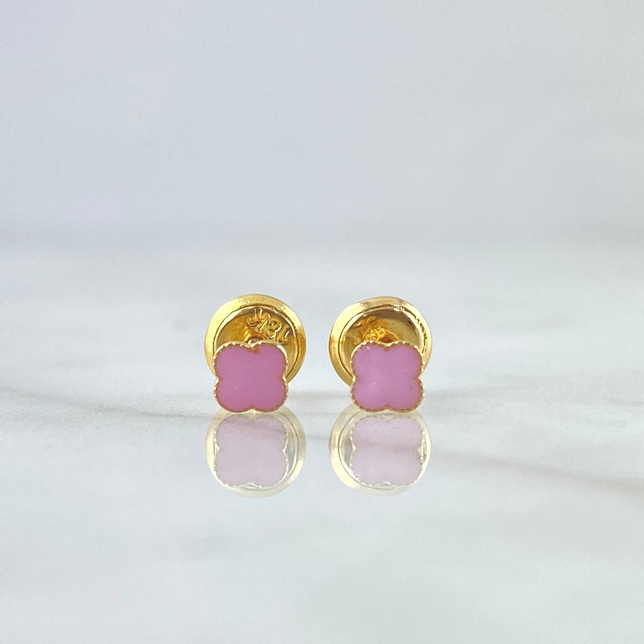 Topos Trebol 0.55gr / 4mm Borde Punteado Resina Rosada Oro Amarillo 18K
