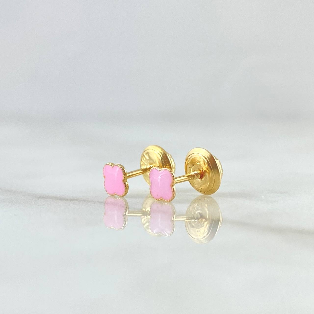 Topos Trebol 0.55gr / 4mm Borde Punteado Resina Rosada Oro Amarillo 18K