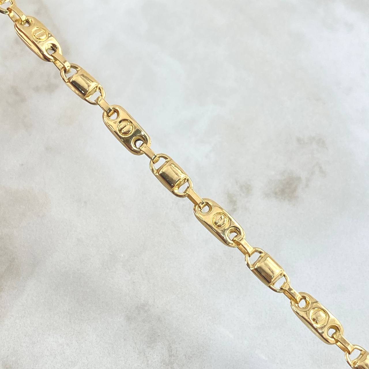 Pulso Rustico Tornillo Combinado 6.1gr / 18.5cm / 4mm-6mm Liso Oro Amarillo 18K