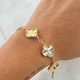 Pulso Aro Seguido Trebol VCyA 11.9gr / 18cm / 2.7mm Diamantado Oro Amarillo Nac.Esp. 18K ©