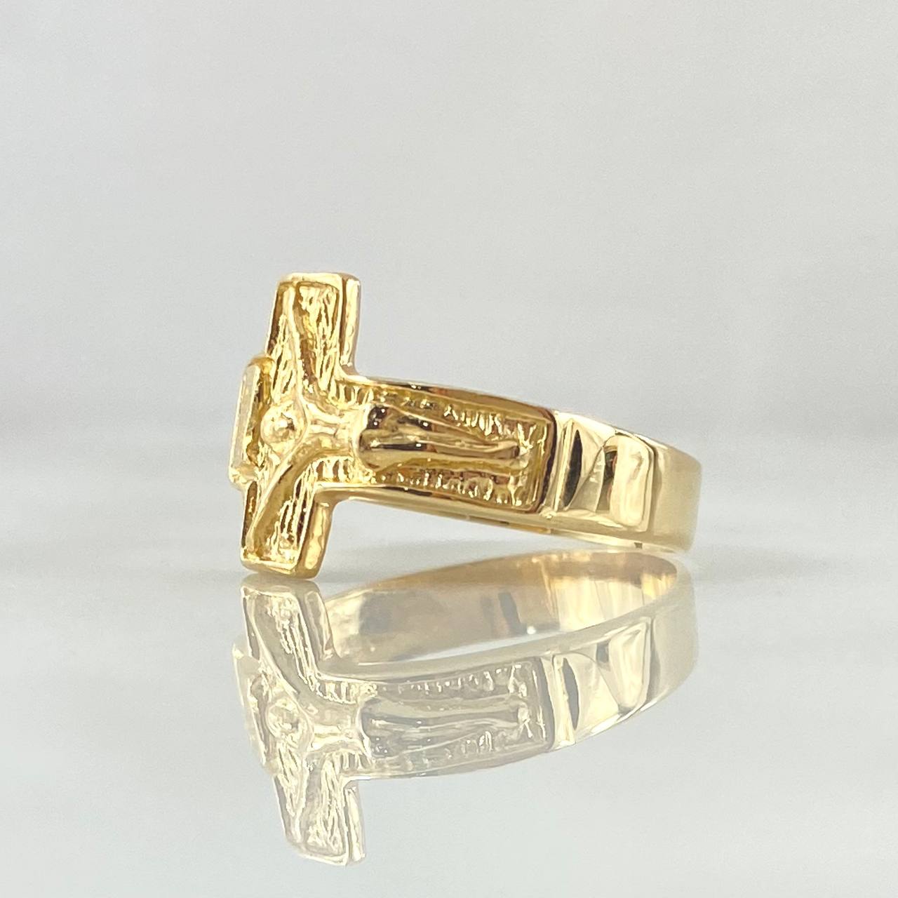 Anillo Cruz Cristo Texturizado 3.1gr / T6 3/4 / Oro Amarillo 18K  *