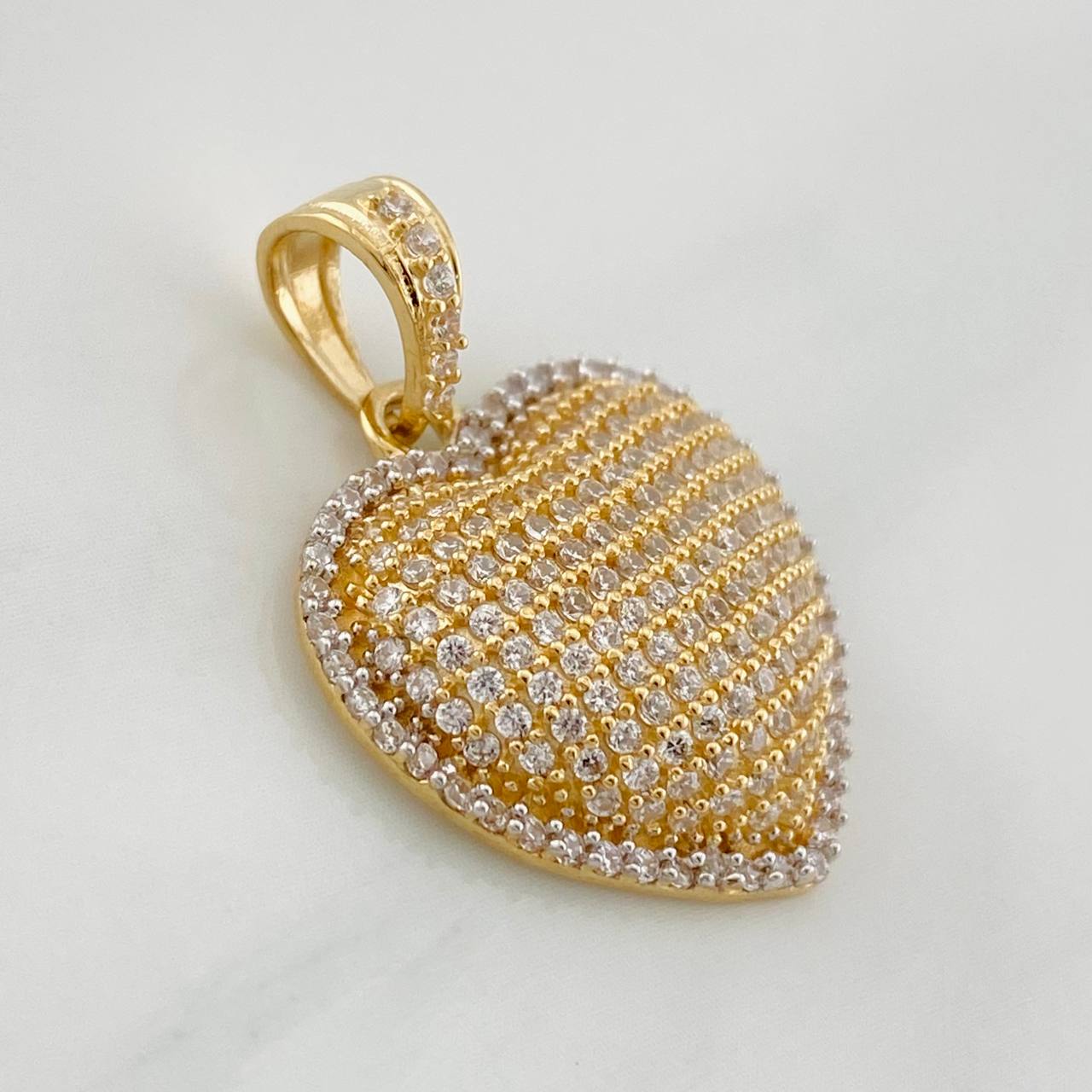 Dije Corazón Tupido 3.4g / 2.5cm Dos Oros Amarillo Blanco 18K
