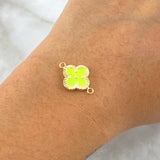 Herraje Trebol VCyA 0.95gr / 2cm / Diamantado Resina Verde Limon Oro Amarillo Nac.Esp. 18K