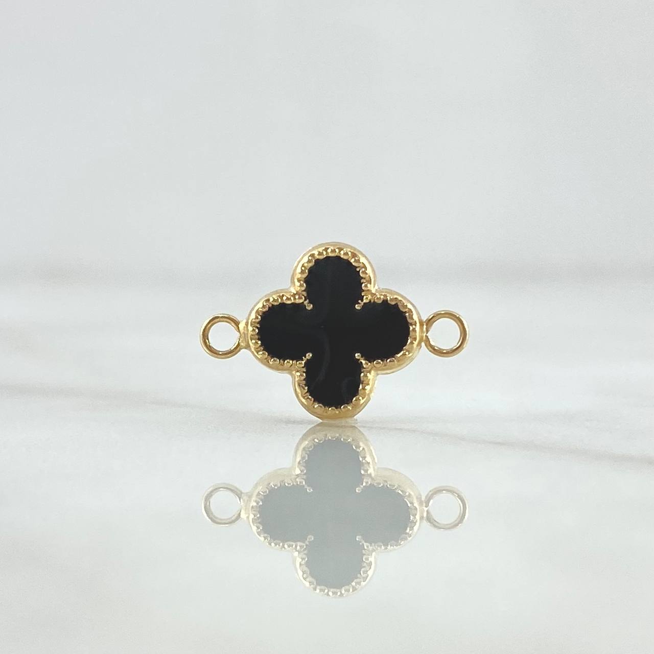 Herraje Trebol VCyA 0.55gr / 1.5cm / Borde Punteado Resina Negra Oro Amarillo Nac.Esp. 18K *