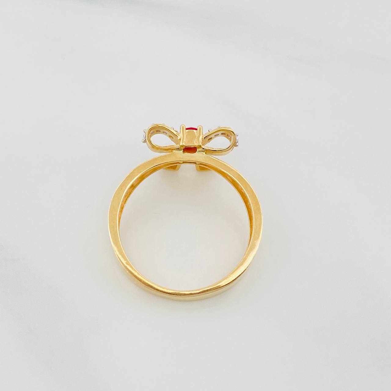 Anillo Moño 3.1g / T7 Dos Oros Amarillo Blanco 18K