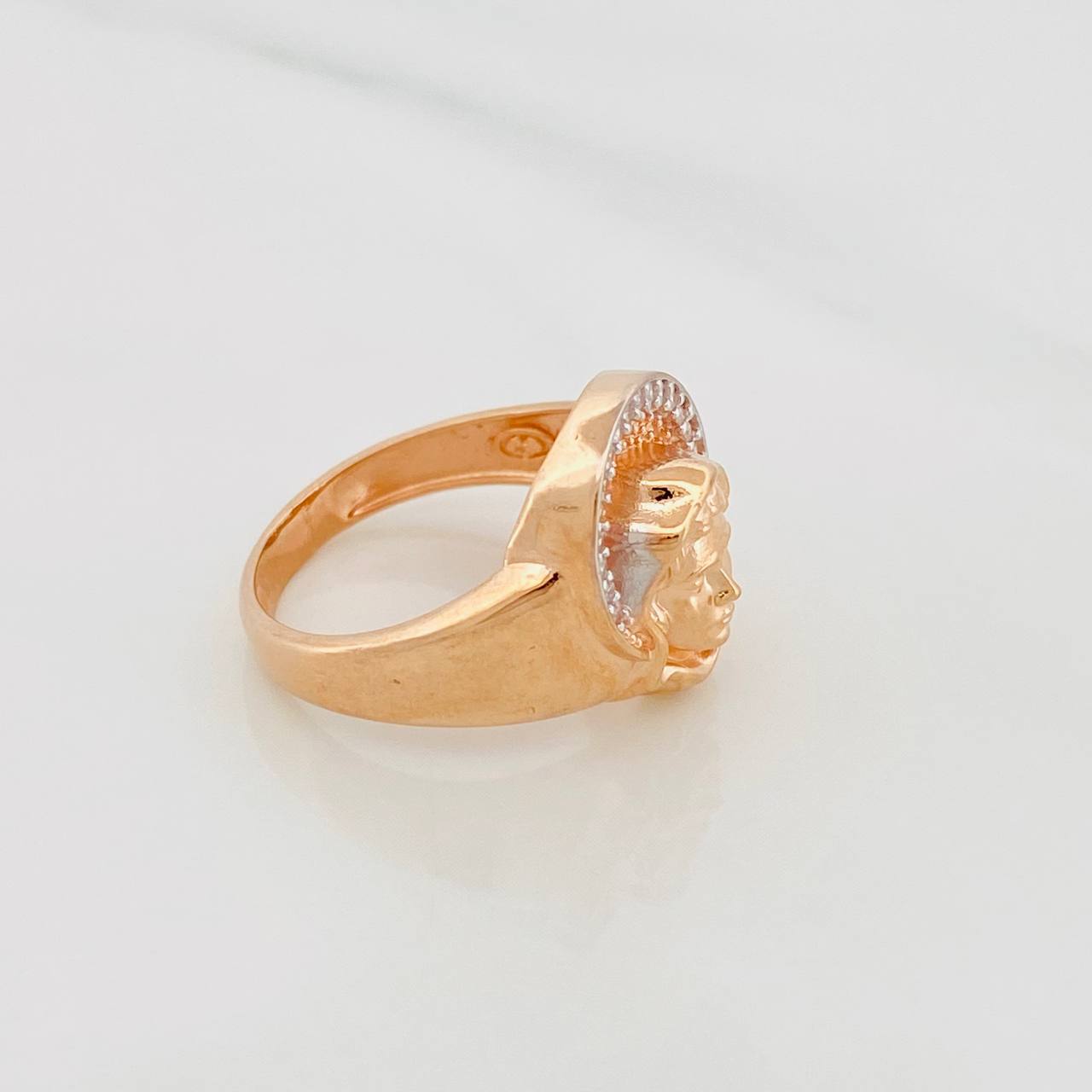 Anillo Rostro Cristo 3.8g / T6 Dos Oros Blanco Rosa 18K