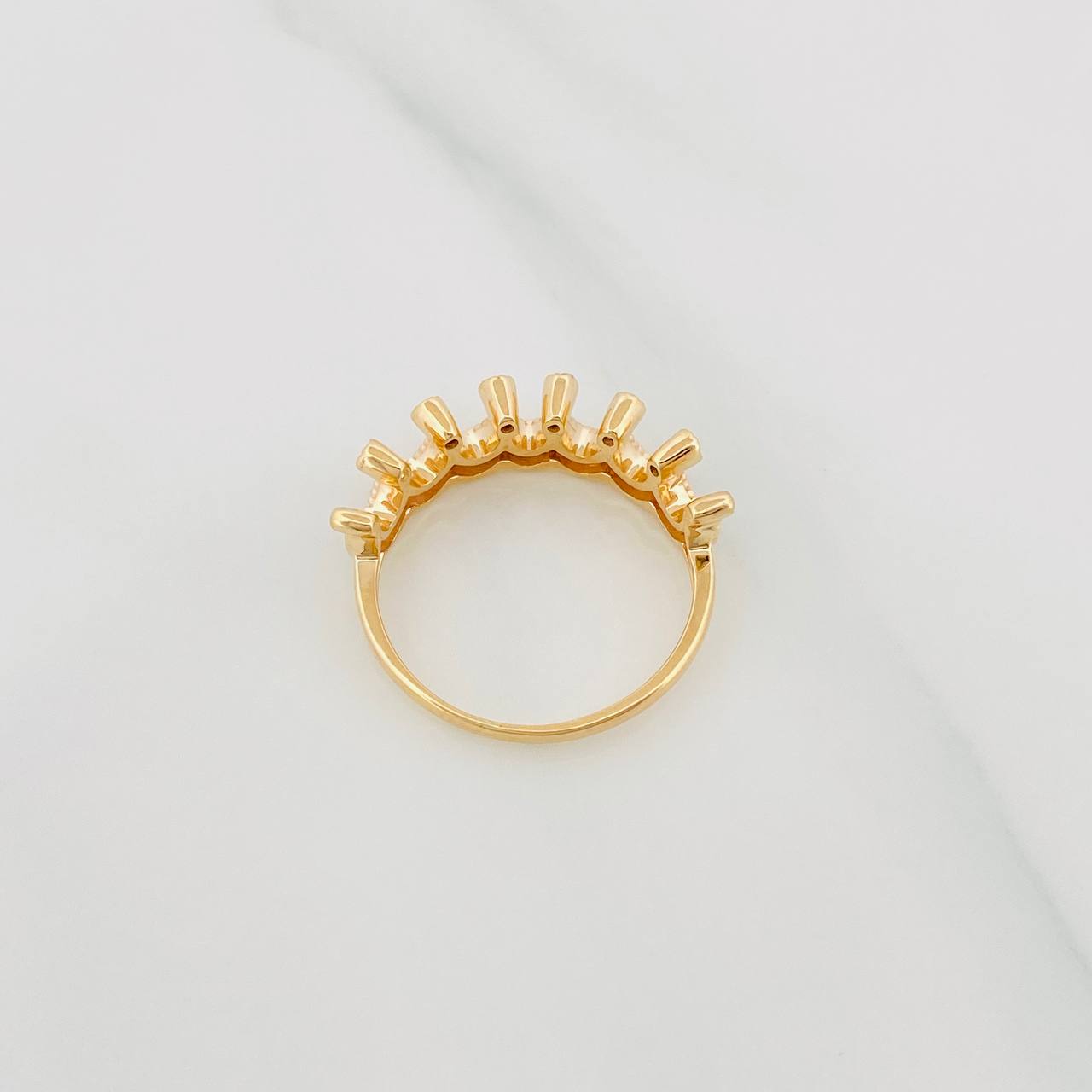 Anillo Tiara 3.3g / T7 1/4 Oro Amarillo 18K
