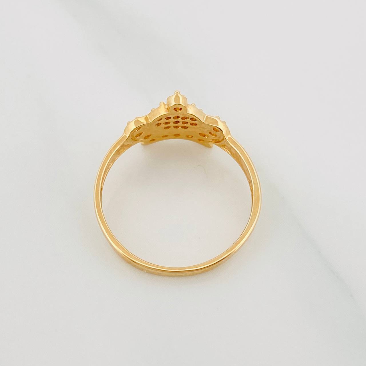 Anillo Corona 2.1g / T7 Oro Amarillo 18K