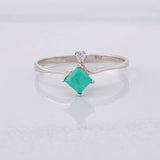 Anillo Rombo Esmeralda 15 Pts 1 g / T6 1/2 Plata 950