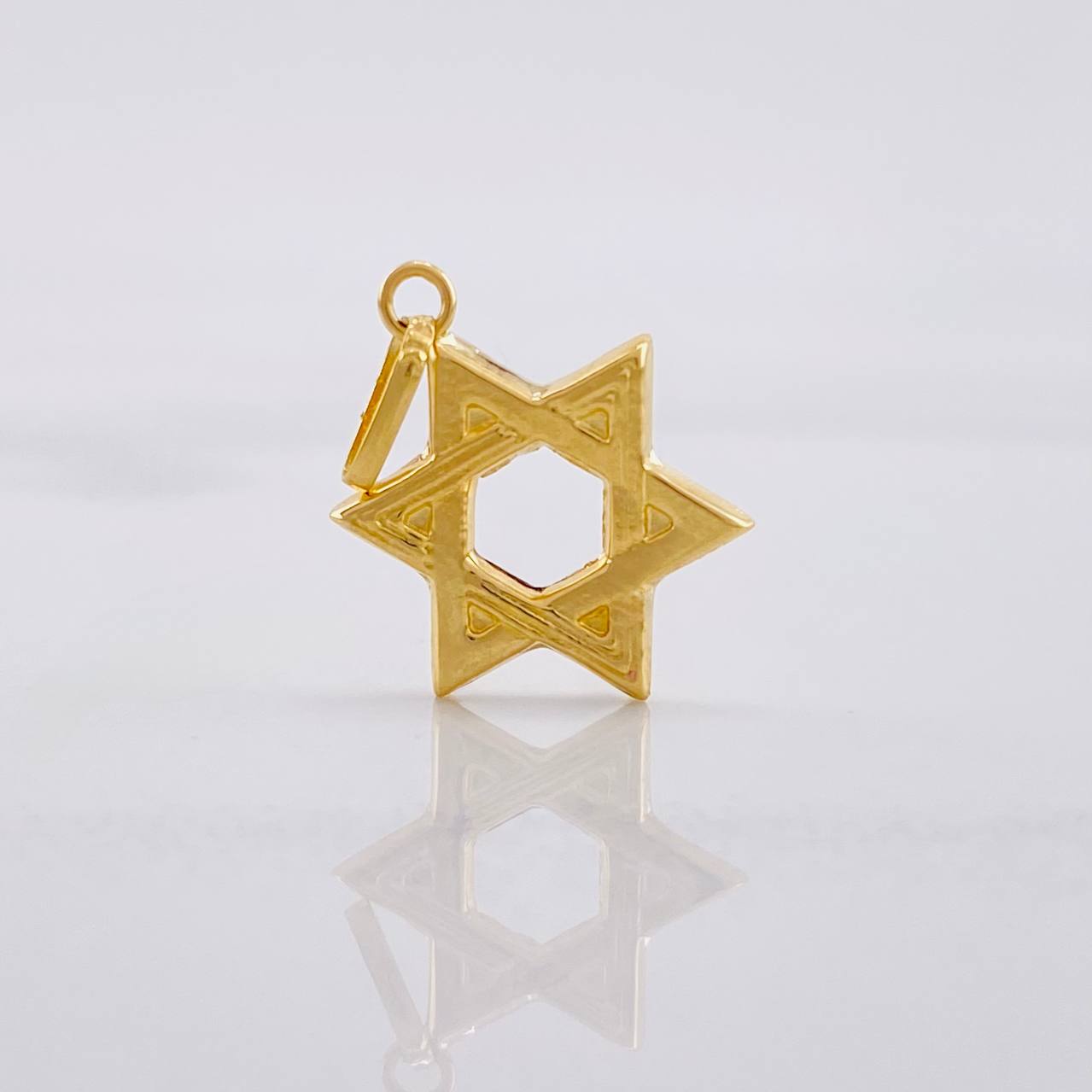 Dije Estrella de David 0.7g / 2cm Oro Amarillo 18K