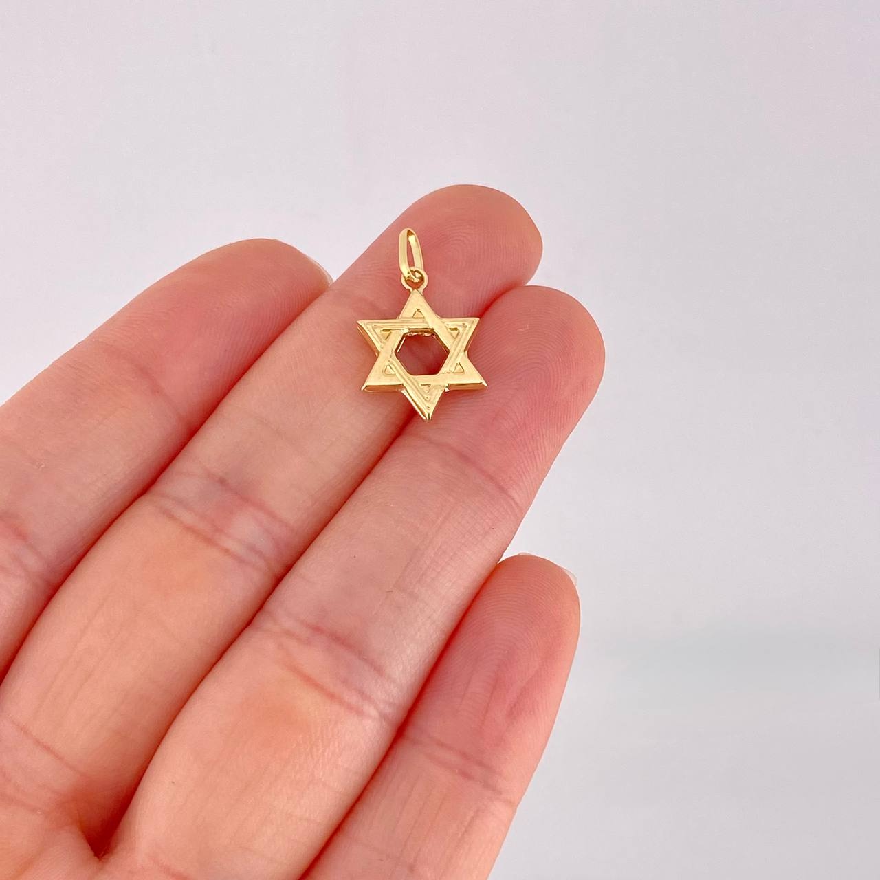Dije Estrella de David 0.75g / 2cm Oro Amarillo 18K