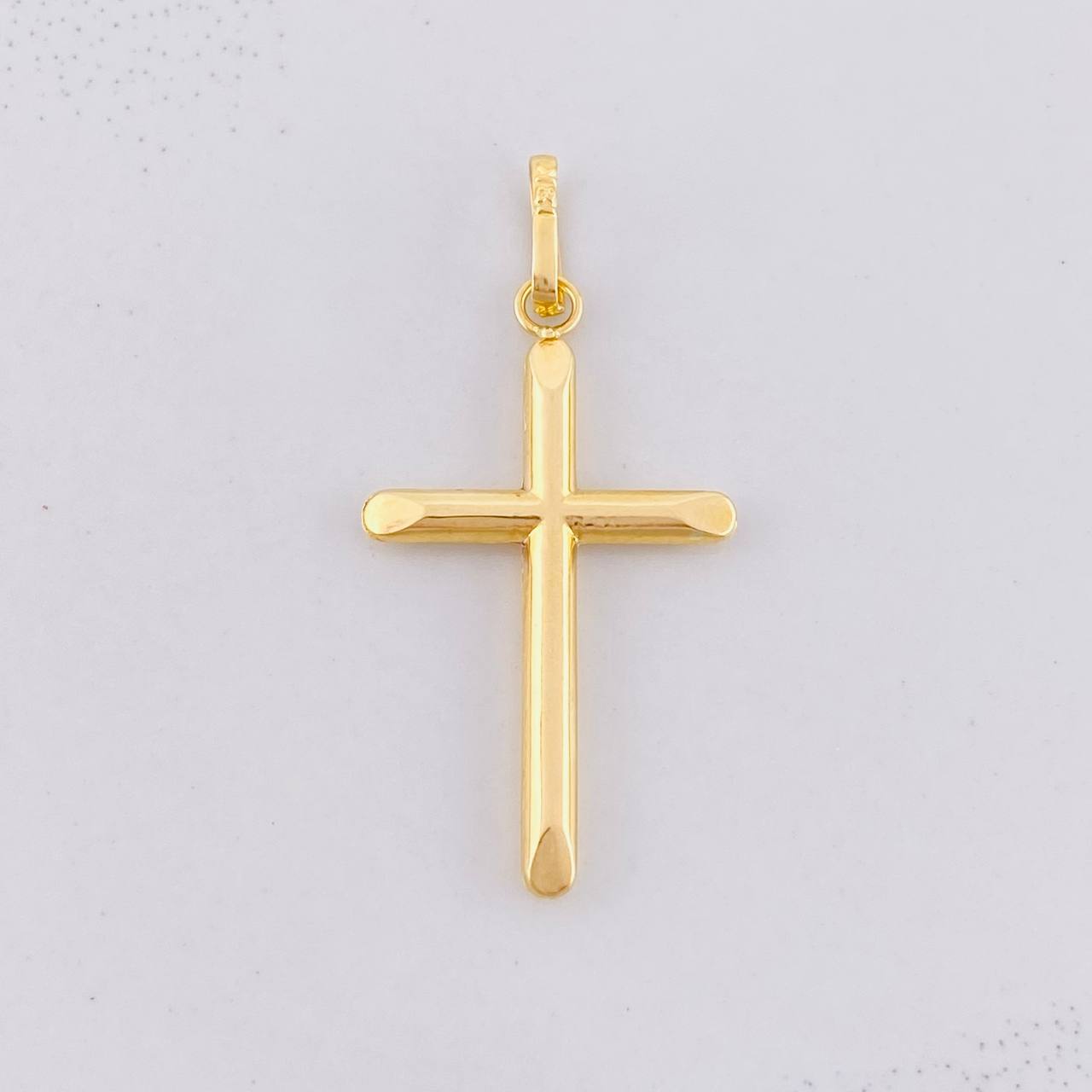 Dije Cruz Puntas Planas 0.8g / 3.4cm Oro Amarillo 18K