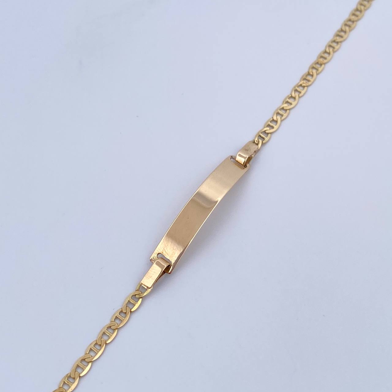 Pulso Escalera 1.95gr / 15.2cm / 1.8mm Placa Rectangular Curva Oro Amarillo +3 18K &