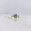 Anillo Solitario Churumbela 4.35gr / T5 3/4 / Circones Azul Blancos Oro Amarillo 18K $