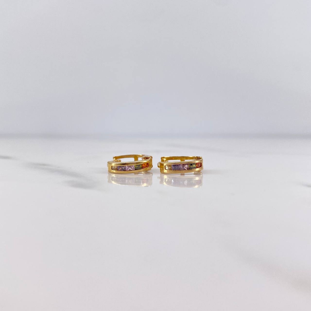 Candongas Carril Doble 1.1gr / 1cm / Circones Colores Oro Amarillo 18K $