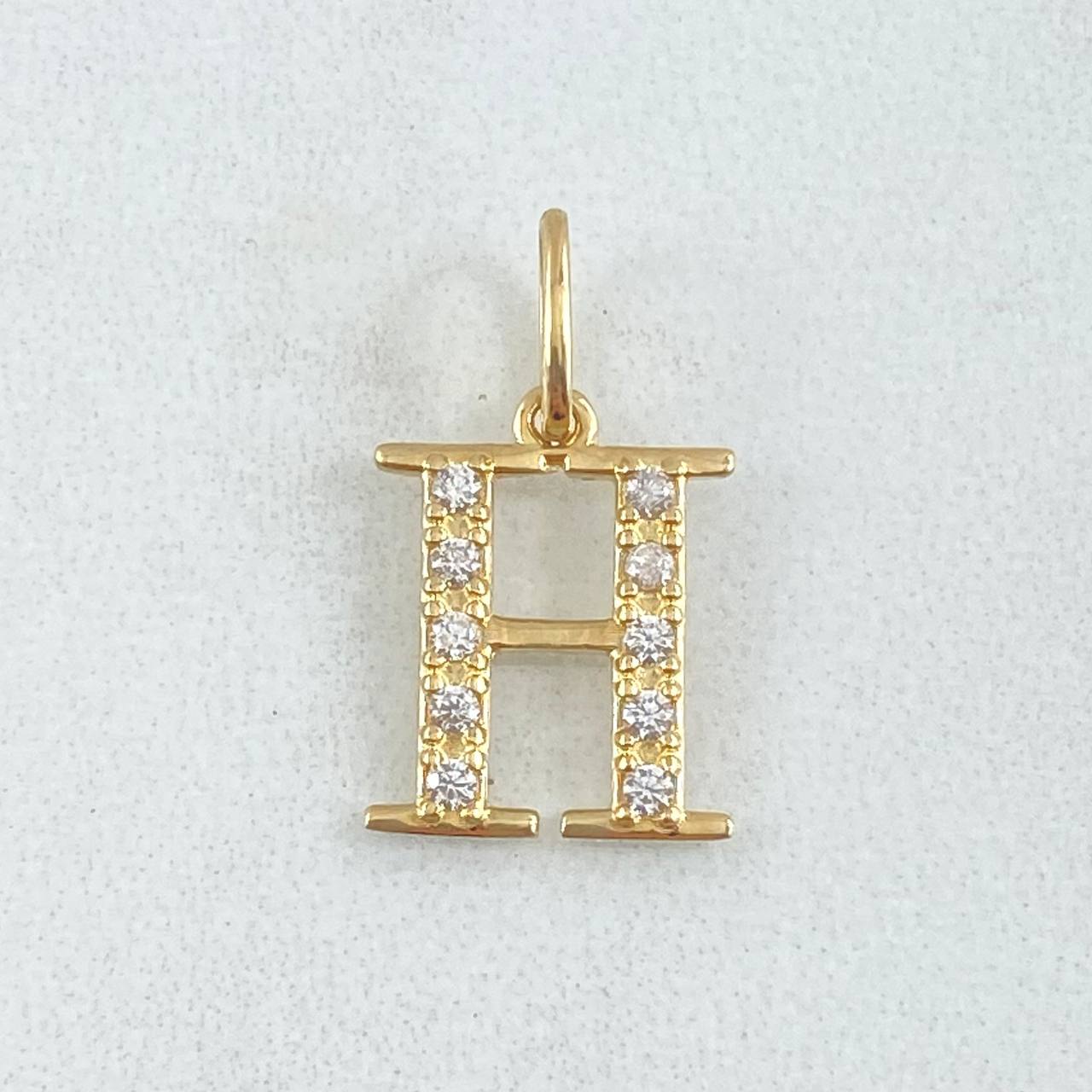 Dije Letra H Silueta 0.95gr / 2cm / Oro 18K