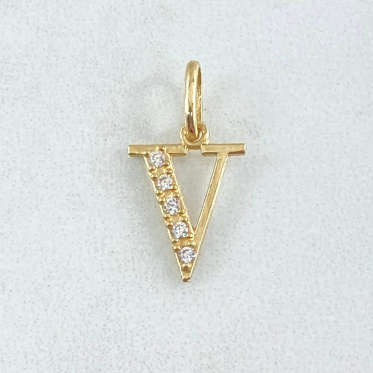 Dije Letra V Silueta 0.65gr / 2cm / Oro 18K