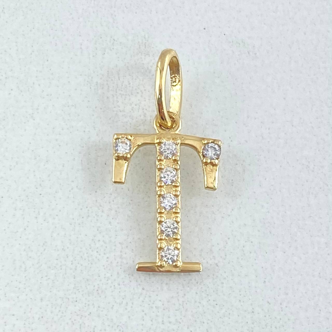 Dije Letra T 0.7gr / 2cm / Oro Amarillo 18K *