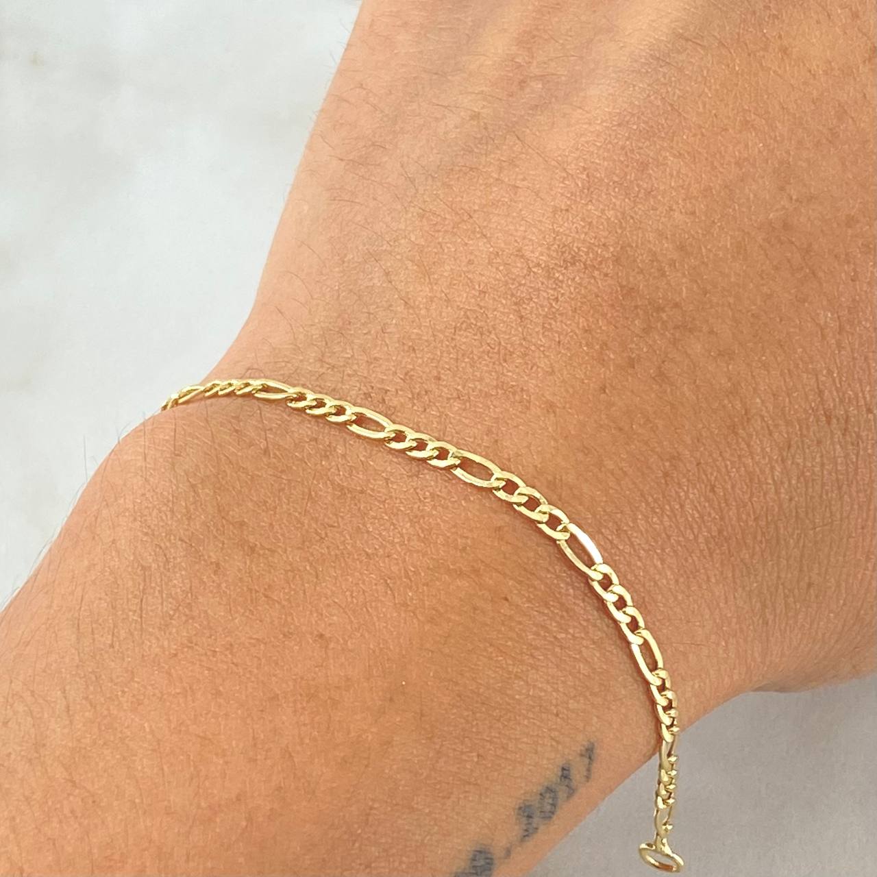 Pulso Figaro 1.4gr / 19cm / +1 Oro 18K