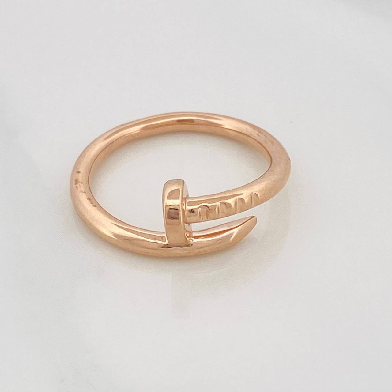 Anillo Clavo 4.8g / T7 Oro Rosa 18K