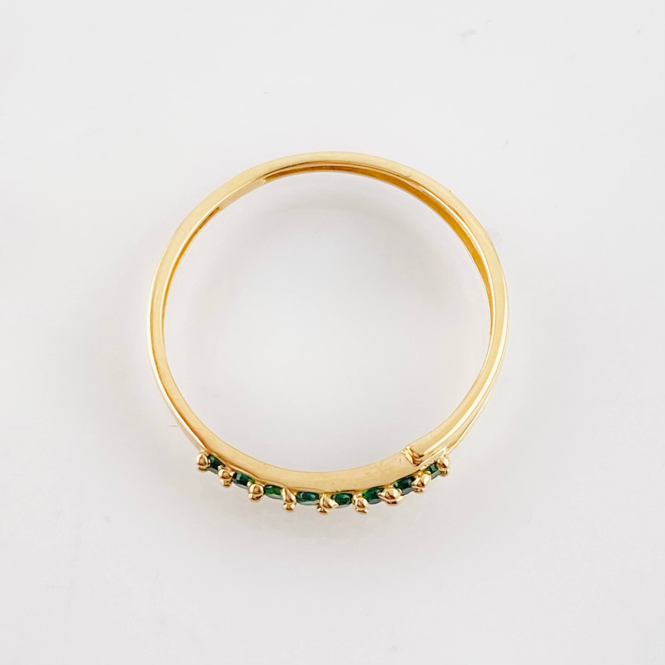 Anillo Carril Hueco 1.1gr / T8 1/2 / Oro Amarillo 18K