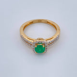 Anillo Halo Cuadrado Esmeralda 3.3gr / T7 / Dos Oros Amarillo Blanco 18K &